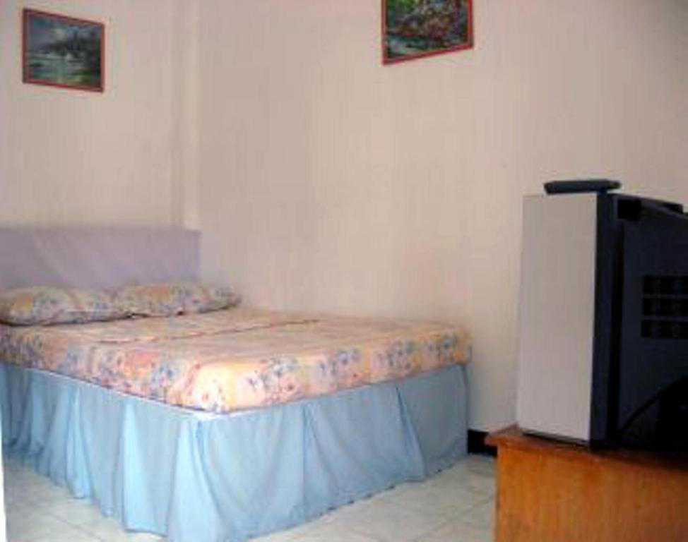 Ladaga Inn & Restaurant Panglao Island Exterior photo