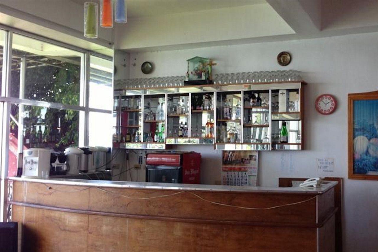 Ladaga Inn & Restaurant Panglao Island Exterior photo