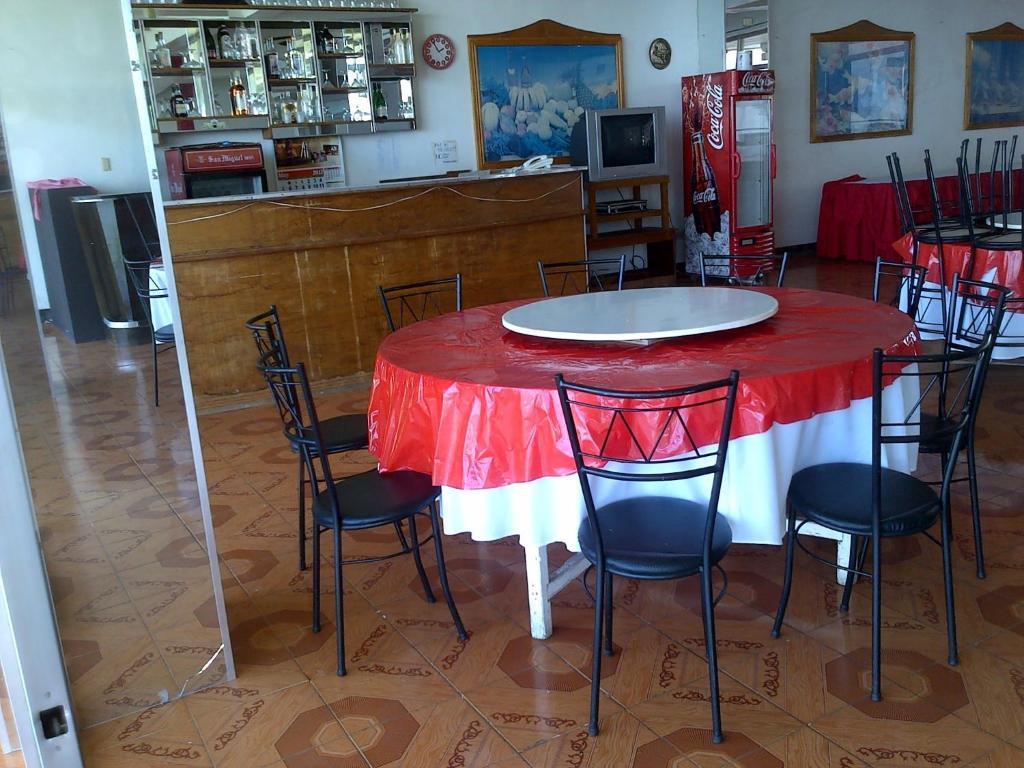 Ladaga Inn & Restaurant Panglao Island Exterior photo